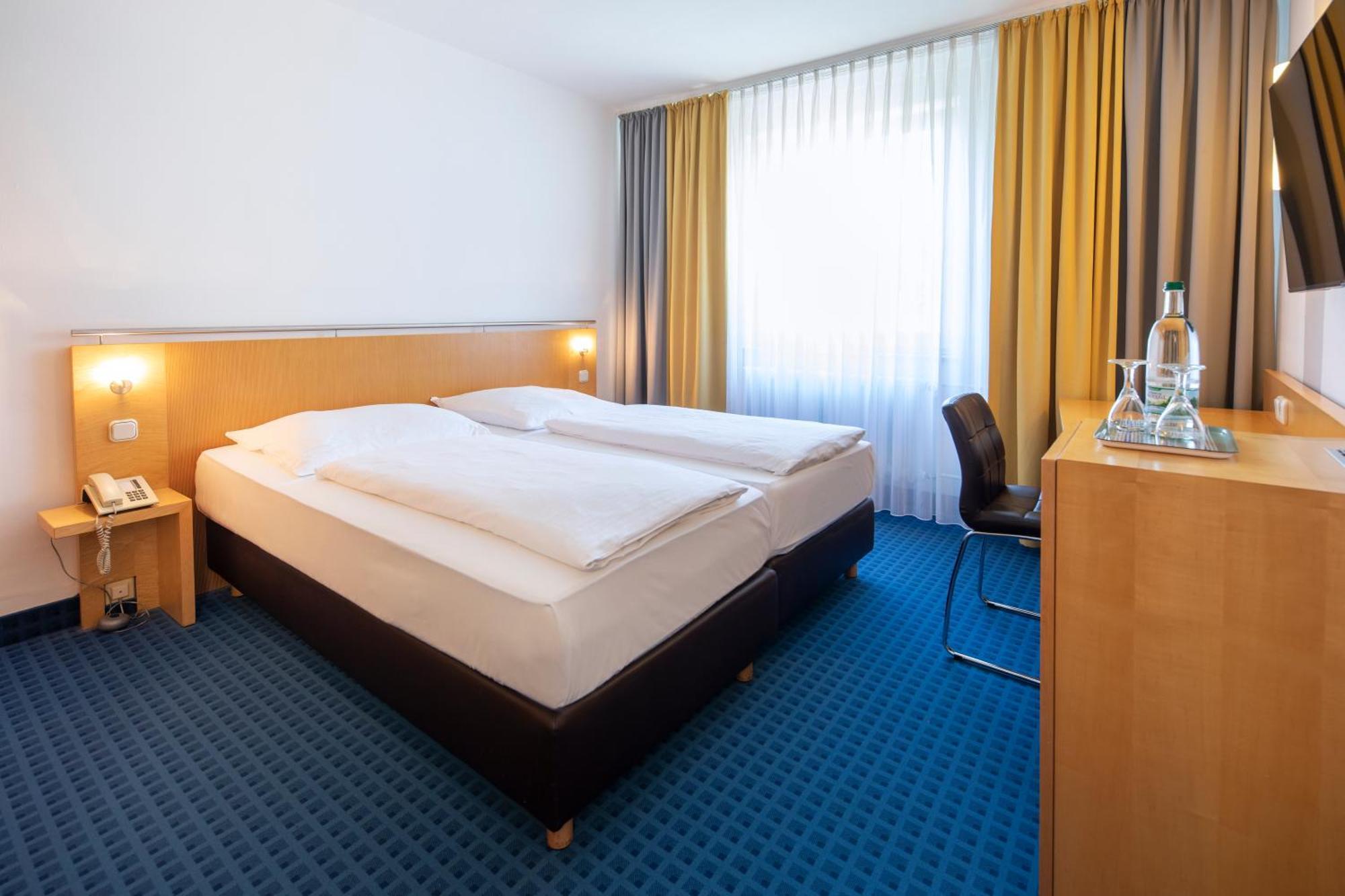 Achat Hotel Suhl Εξωτερικό φωτογραφία