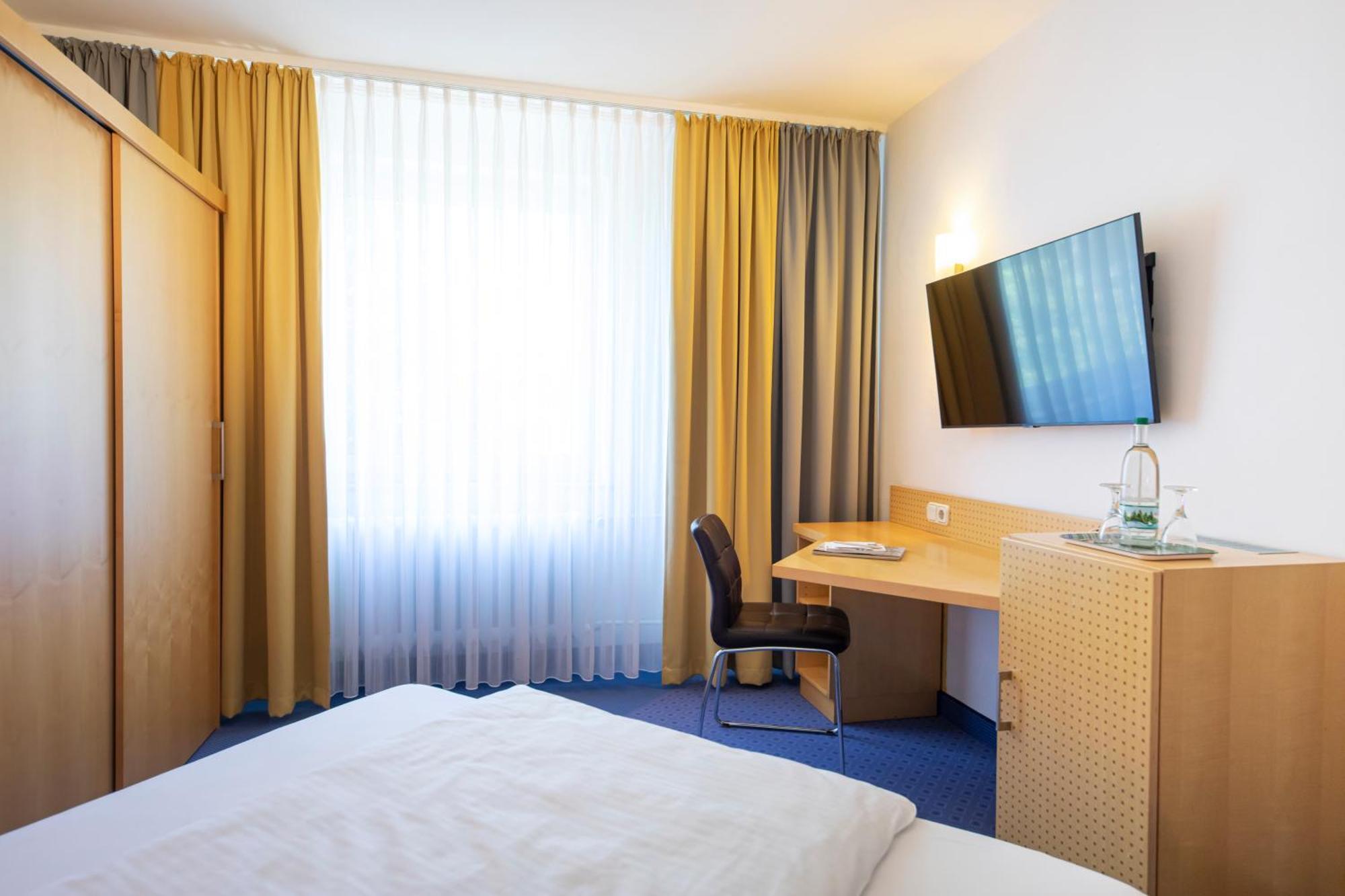 Achat Hotel Suhl Εξωτερικό φωτογραφία